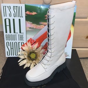 🆕 House Of Harlow Paxton Lace Up up